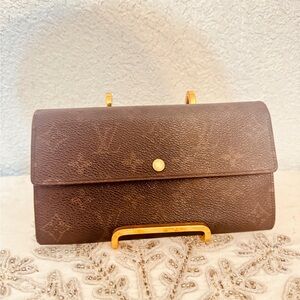 Louis Vuitton Sarah wallet dark monogram